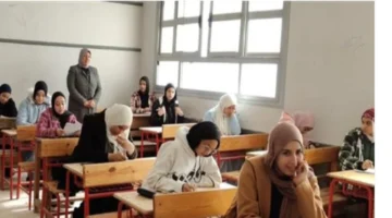 انتهاء عطلة الغطاس.. طلاب الشهادة الإعدادية يستأنفون امتحانات نصف العام في المدارس